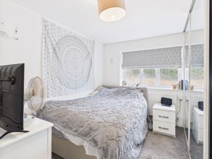 Ground floor Bedroom - click for photo gallery